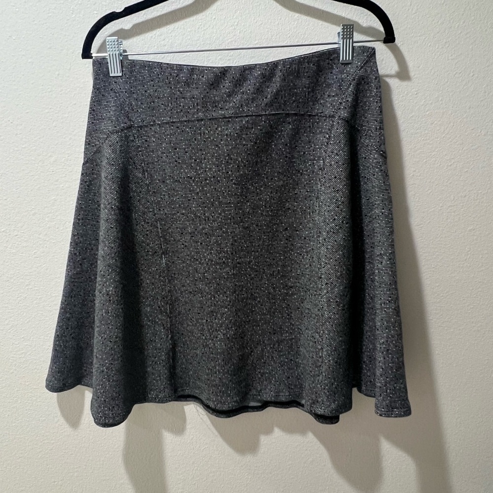 Max Studio Women's Mini Skirt, size M, NWT, stretchy, pull-on, winter, boots